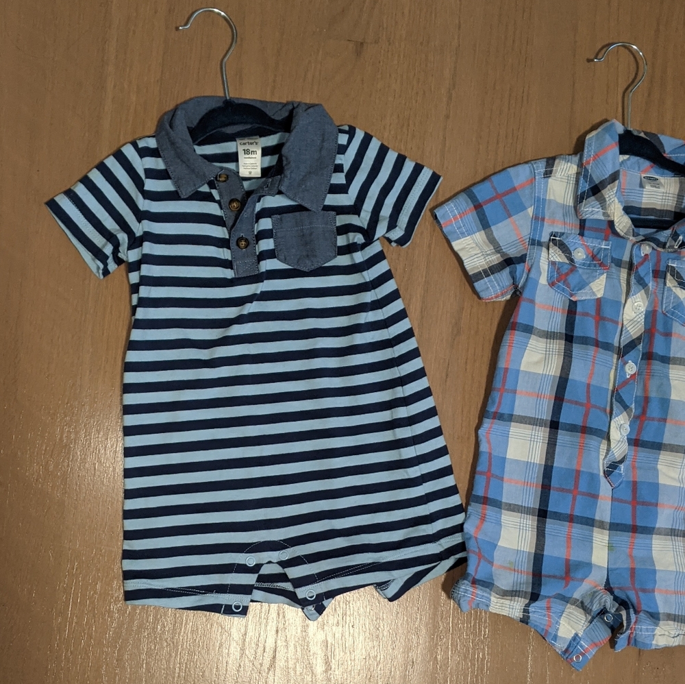 2 rompers - Picture 2 of 6
